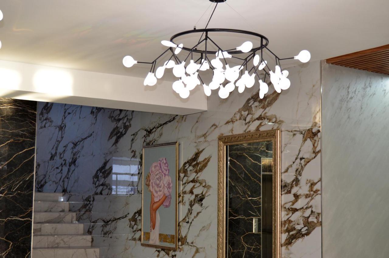 Golden Park Hotel Pavlodar Extérieur photo