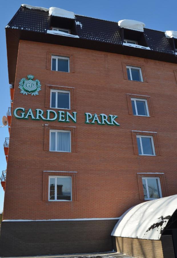 Golden Park Hotel Pavlodar Extérieur photo