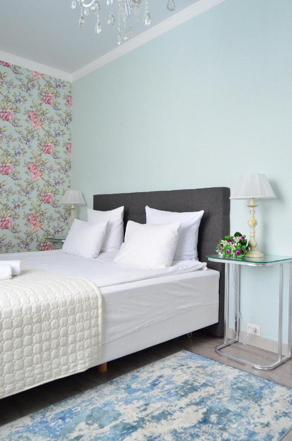 Golden Park Hotel Pavlodar Extérieur photo