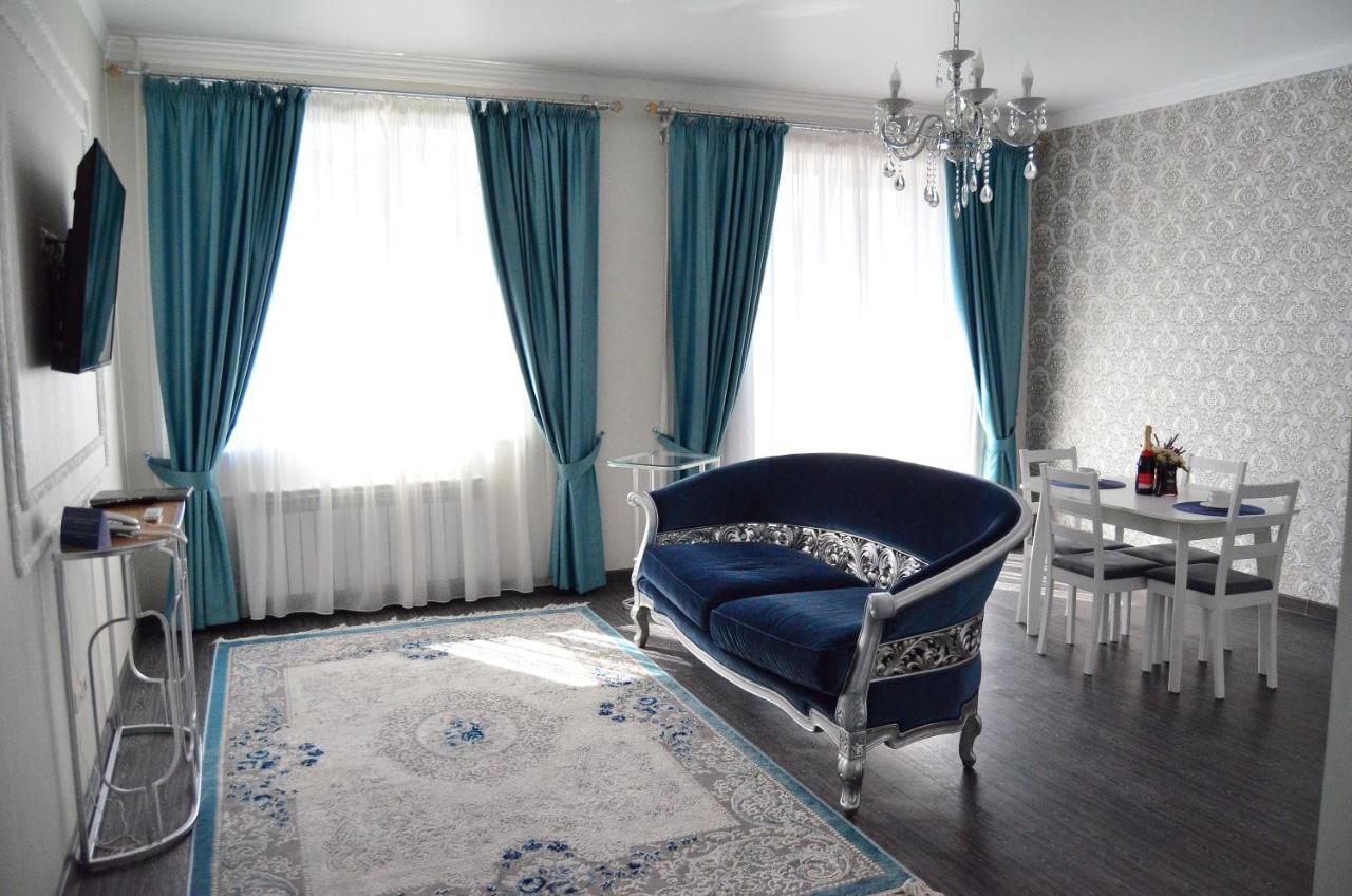 Golden Park Hotel Pavlodar Extérieur photo