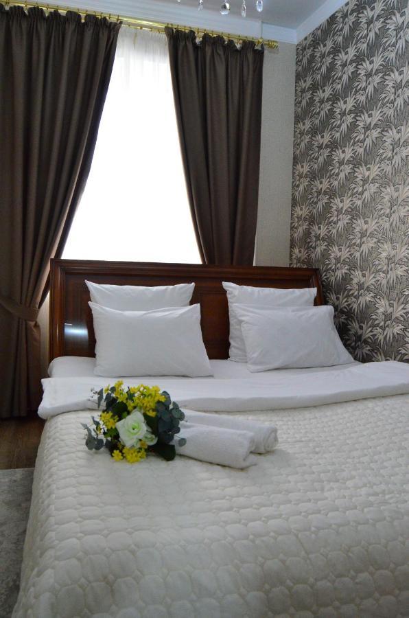 Golden Park Hotel Pavlodar Extérieur photo